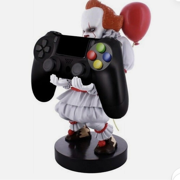 Pennywise IT phone, game controller holder - Picture 3 of 5